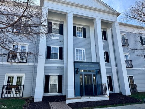 Photo of 12873 Tradd Street #2B, Carmel, IN 46032 (MLS # 22090767)