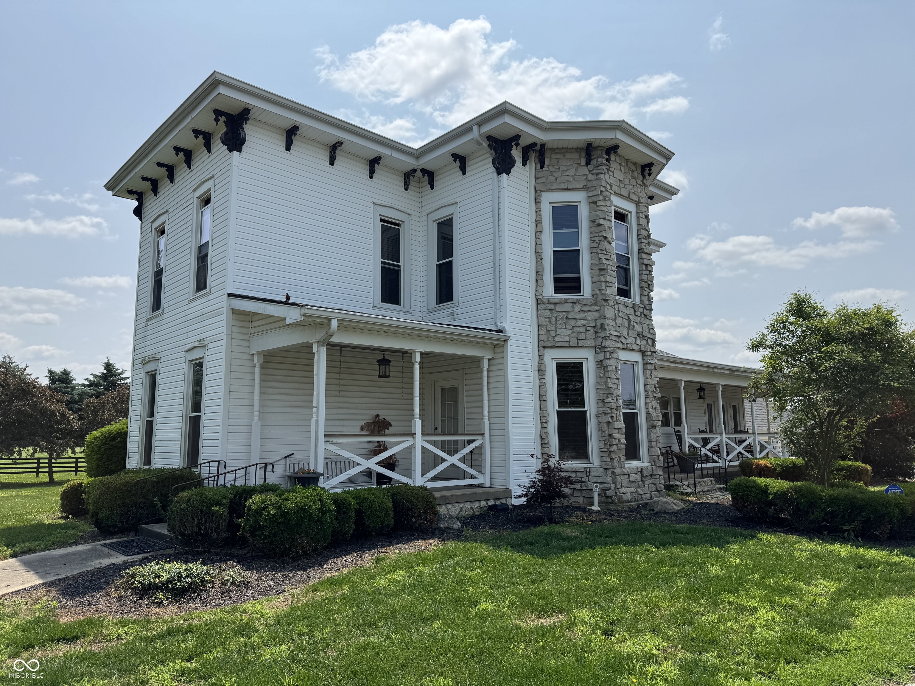 115 W State Road 38
