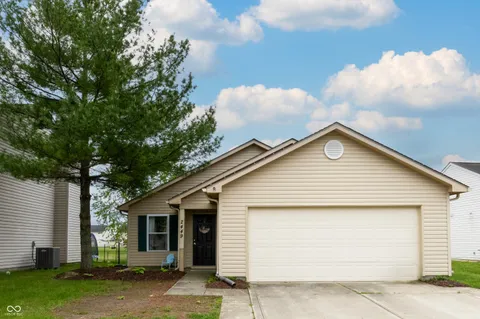 2449 Orchard Creek Drive, Columbus, IN 47201 - MLS#: 22036305