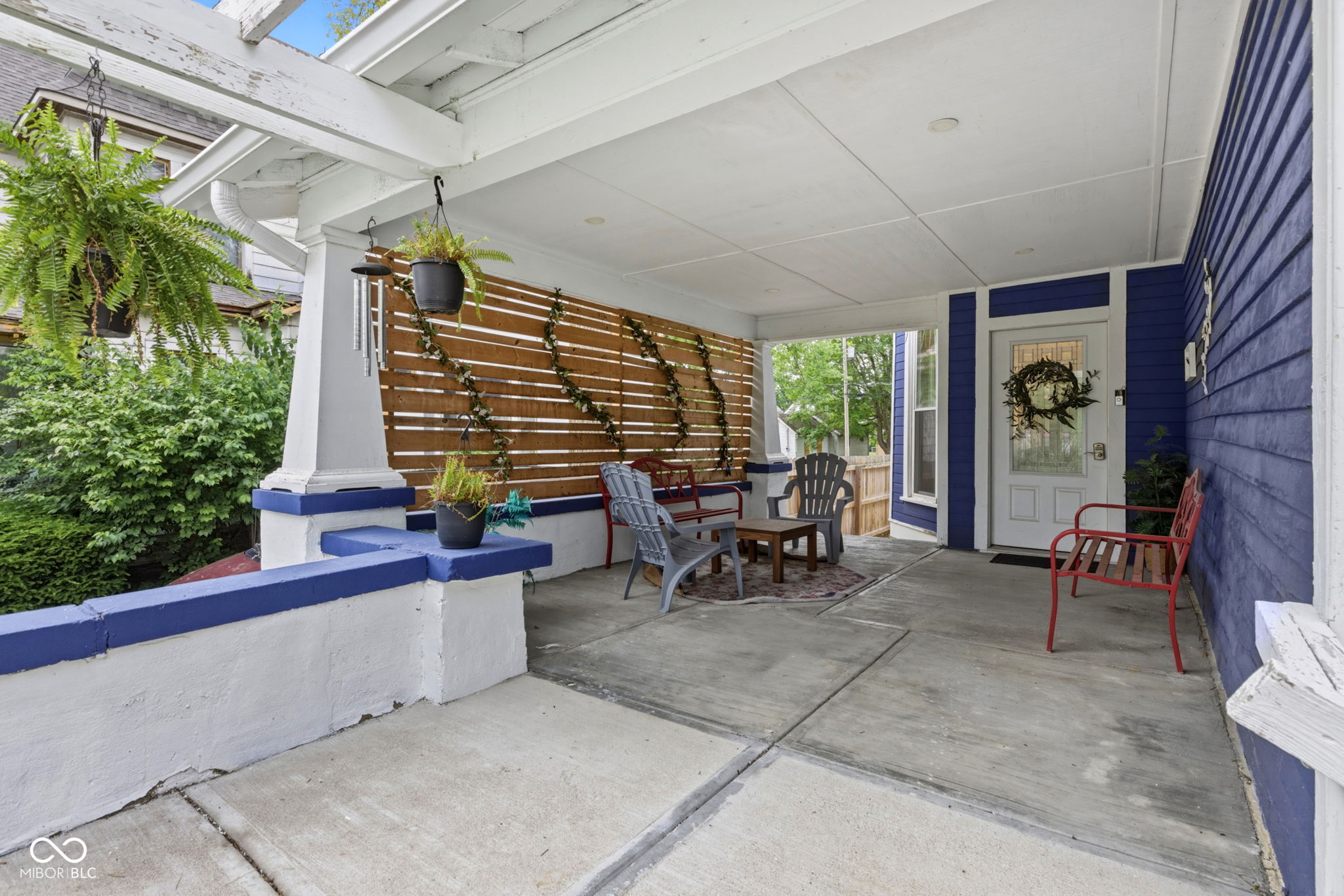 412 W 11th Street