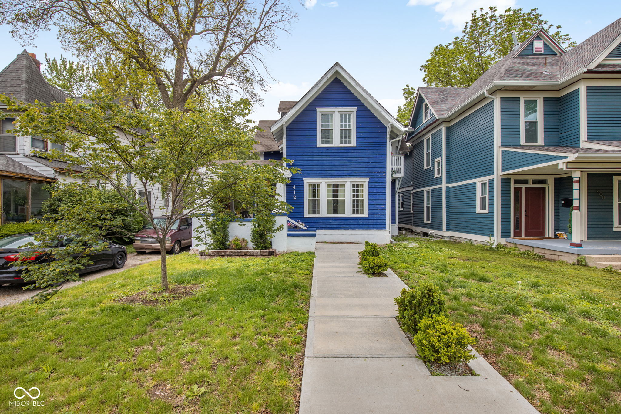 412 W 11th Street