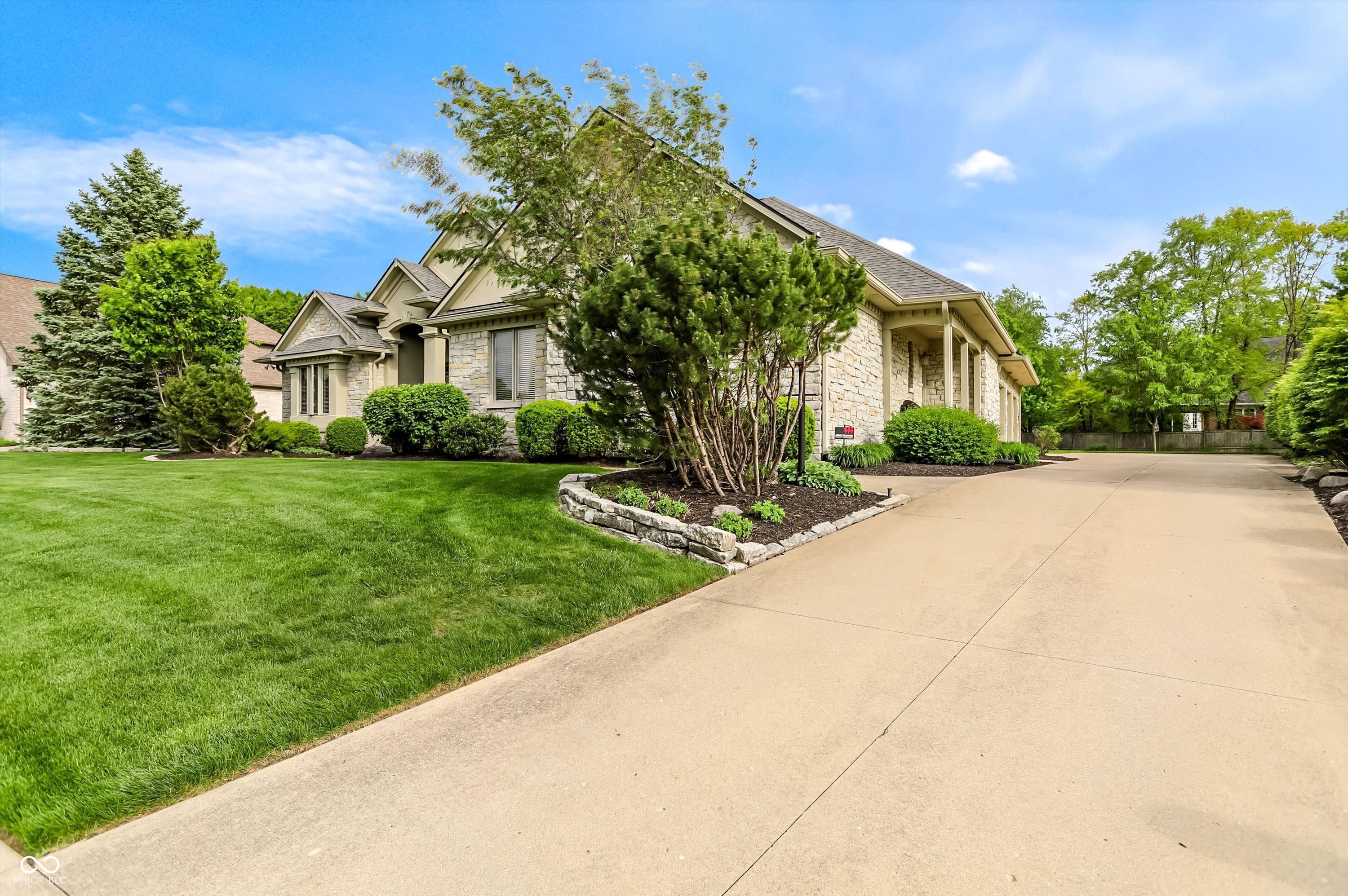 14739 Raymond Lane