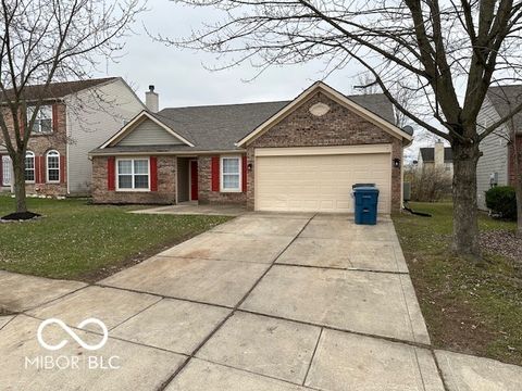 Photo of 11051 Falls Church Drive, Indianapolis, IN 46229 (MLS # 22070866)