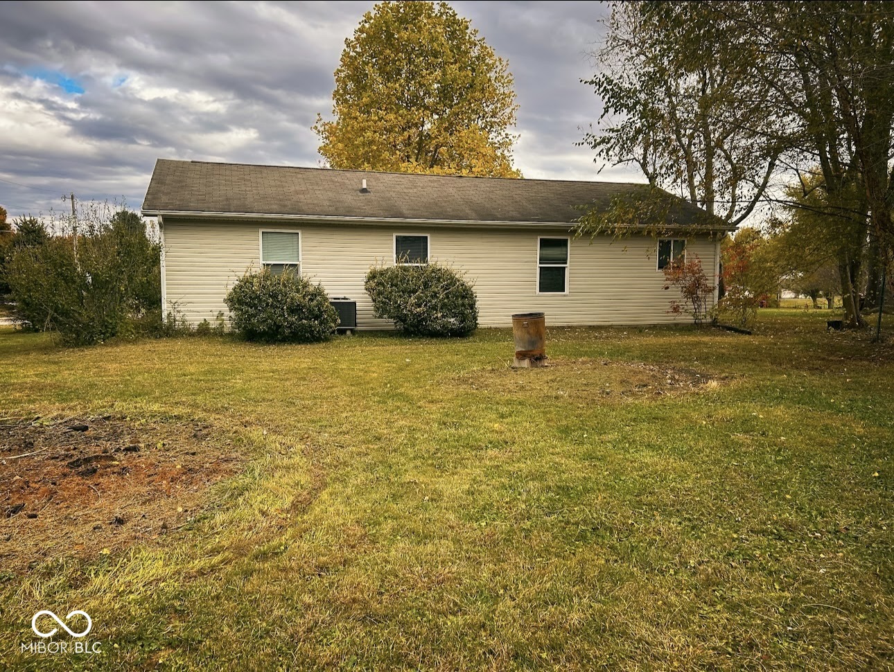 3758 S Walter Avenue