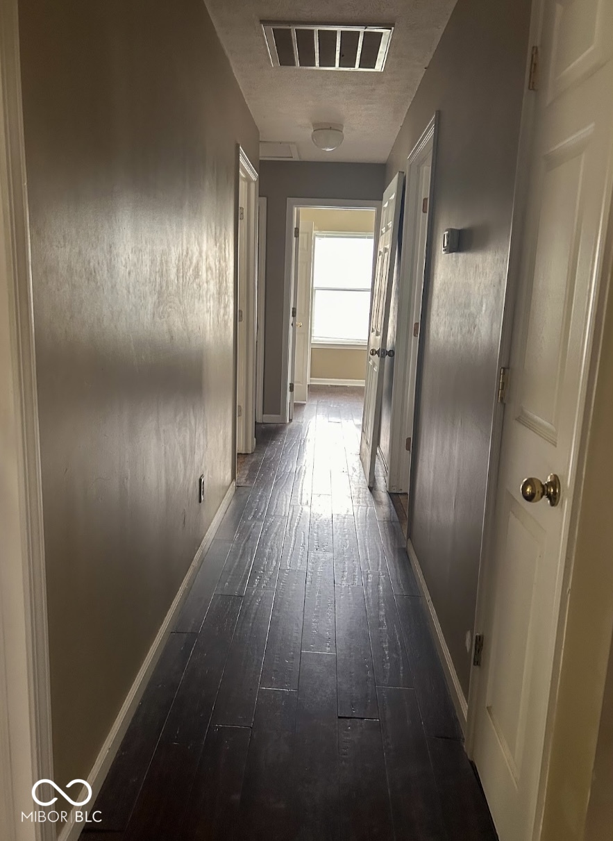 3758 S Walter Avenue
