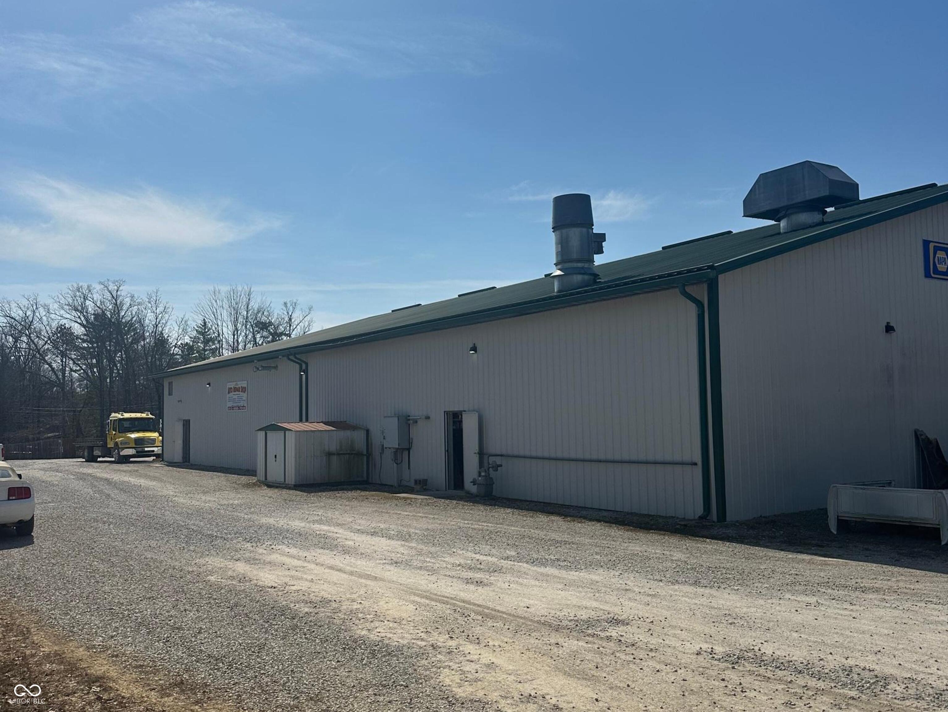 1814 State Road 135 N