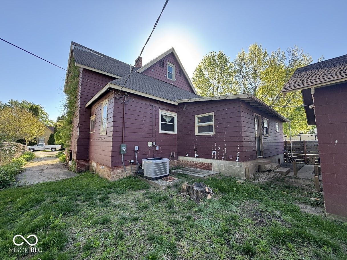 100 N College Street