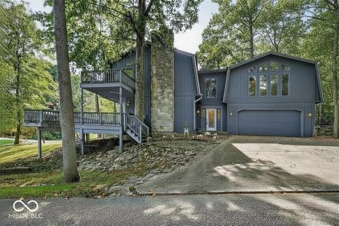 8002 N Lakeview Drive Unionville IN 47468
