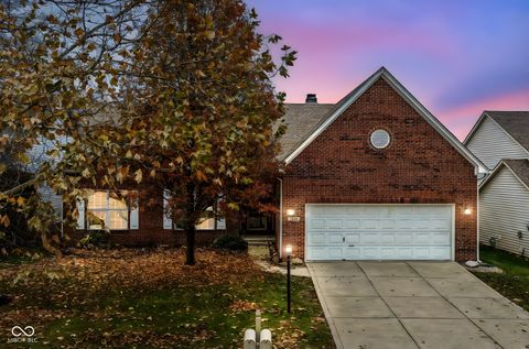 Photo of 12703 Plum Creek Boulevard, Carmel, IN 46033 (MLS # 22073974)