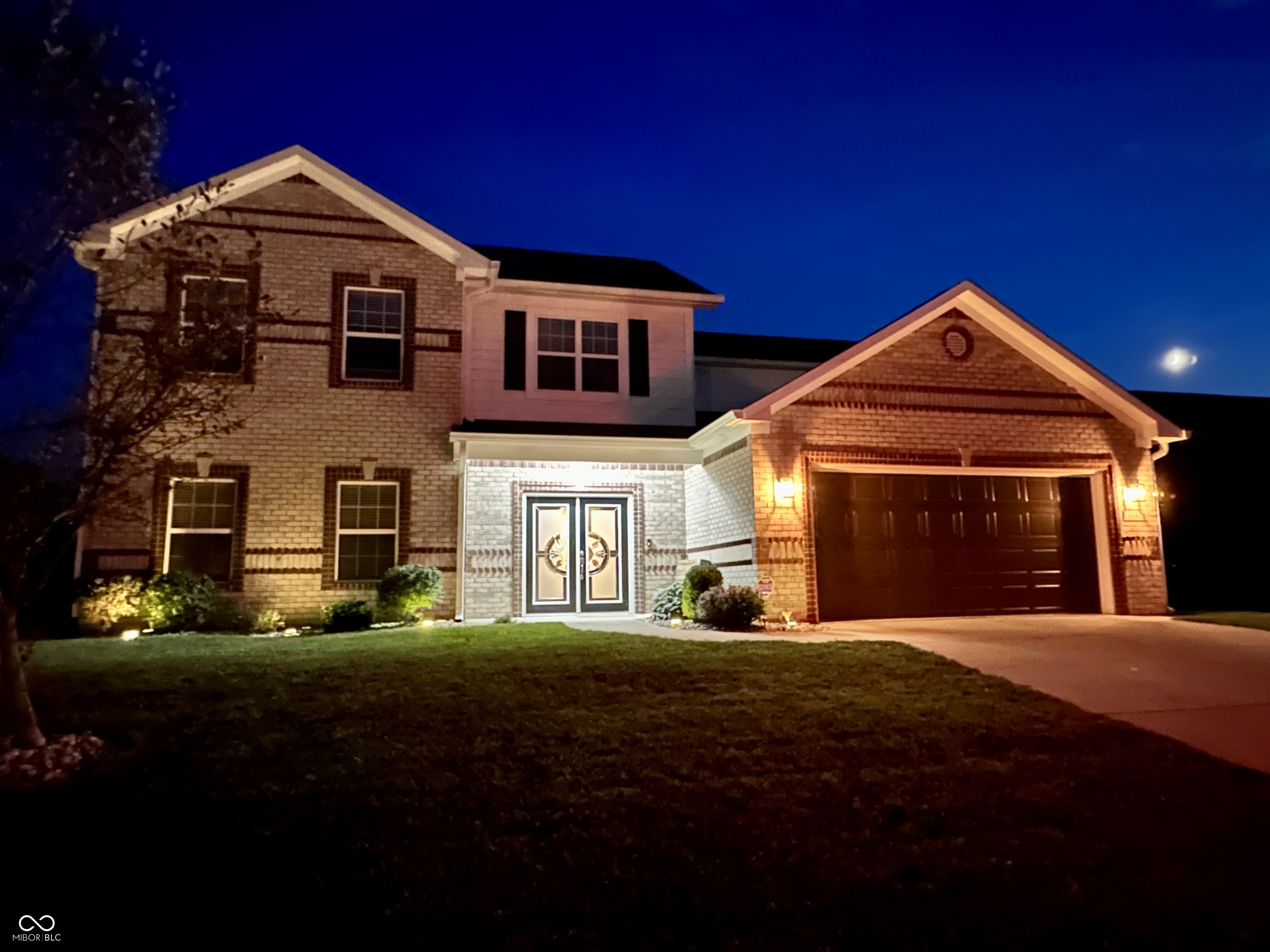 4881 E Clearview Drive