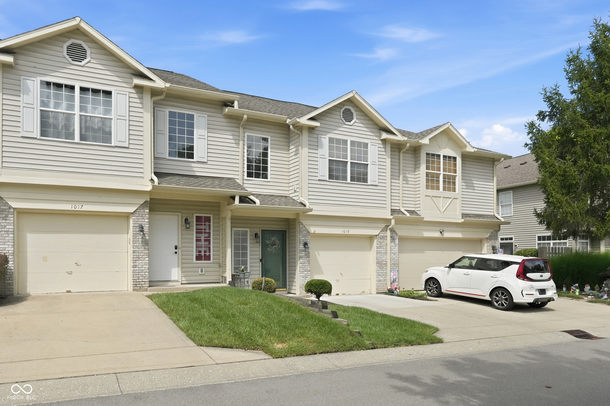 1019 Grovewood Drive