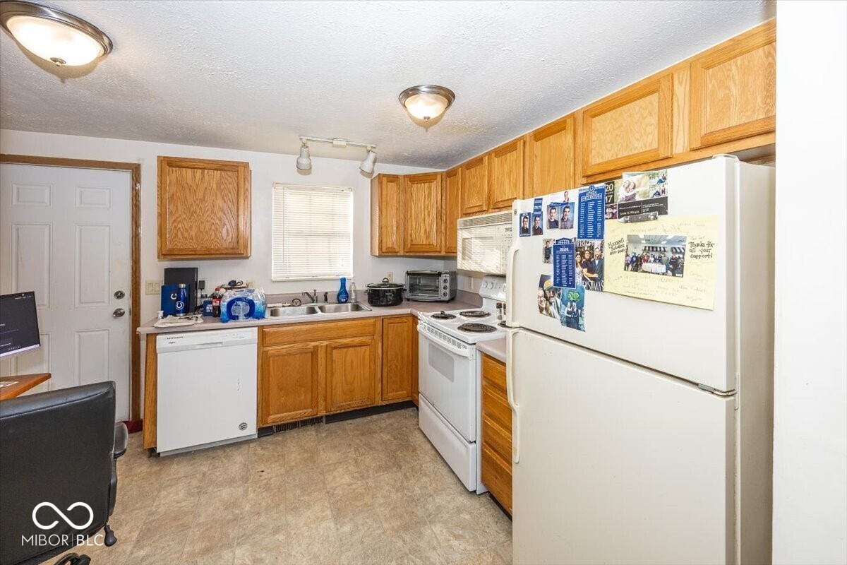 764 768 Kara Court