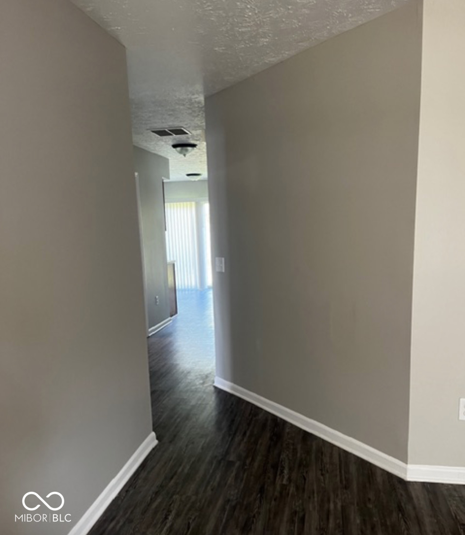 7744 Serene Stream Way