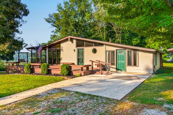242 TUCK A WAY RIDGE DR, NASHVILLE, IN 47448 - Image 4f4d428e98de6db24ca72df2d65ce54b/1777749429