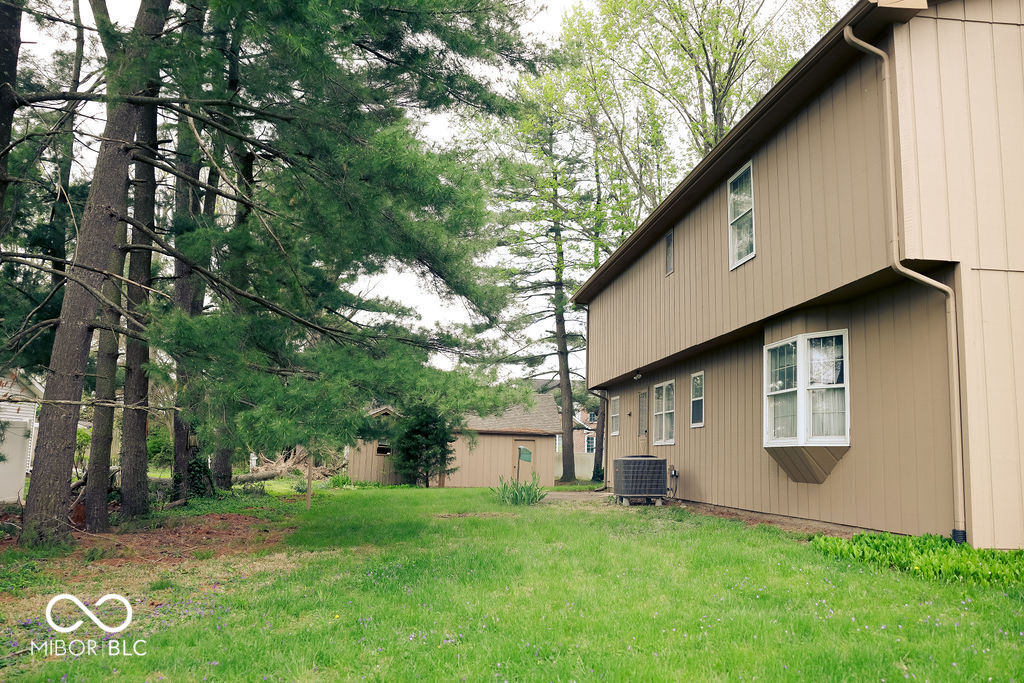 1221 S Poplar Street