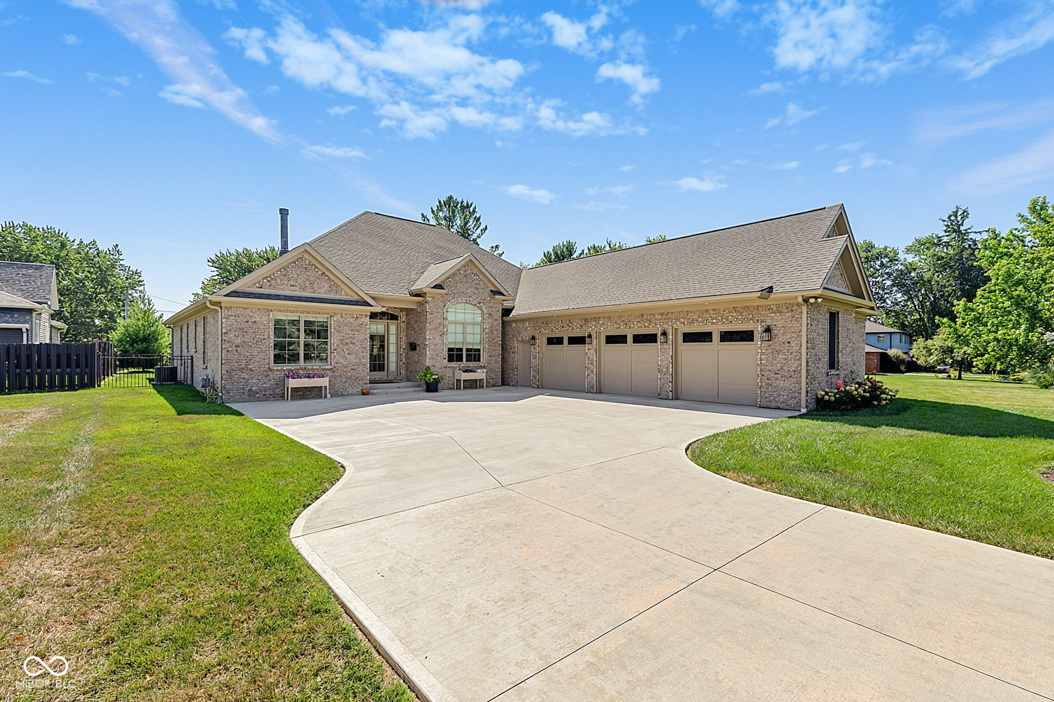 2309 Elmwood Drive