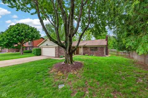 Photo of 8414 Slippery Elm Court, Indianapolis, IN 46227 (MLS # 22100573)