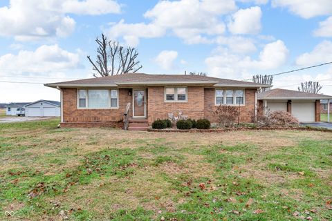 Photo of 1485 E Us Highway 40, Brazil, IN 47834 (MLS # 22076632)