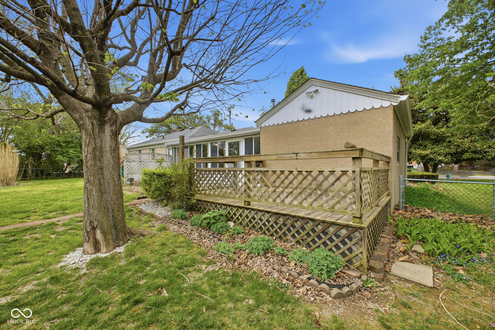 3743 S Meridian Street