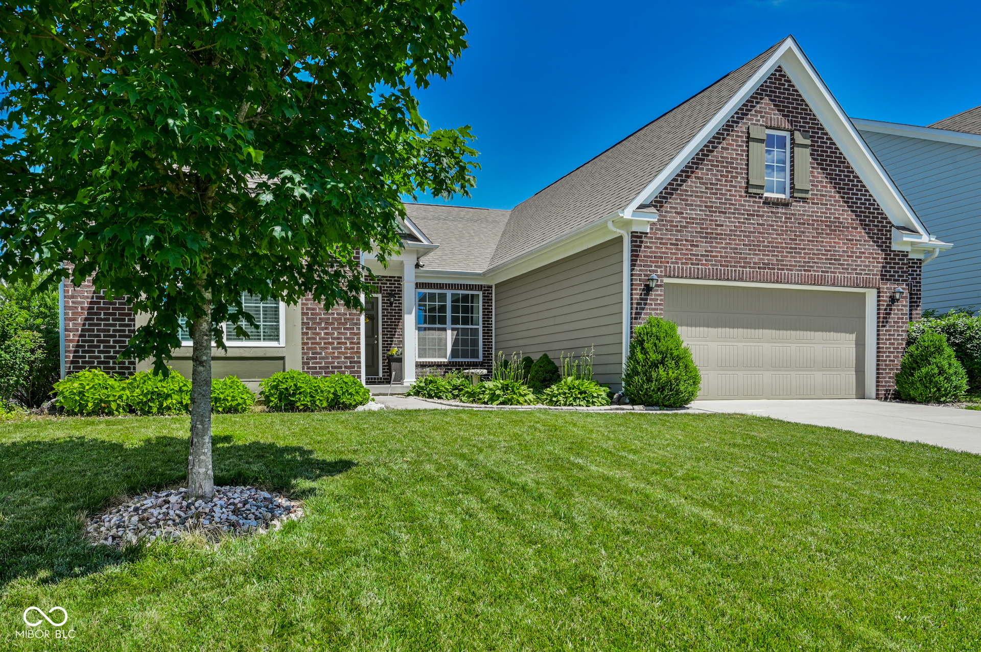 Photo 1 of 31 — 13848 Fieldcrest Drive, McCordsville, IN 46055