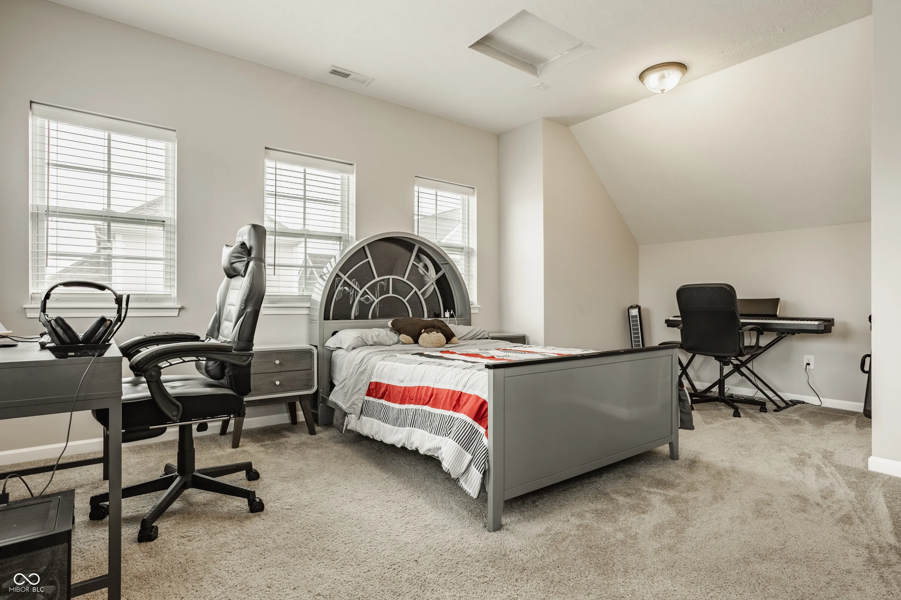 Fishers, Indiana 46037, United States, 4 Bedrooms Bedrooms, ,4 BathroomsBathrooms,Residential,Active,219328