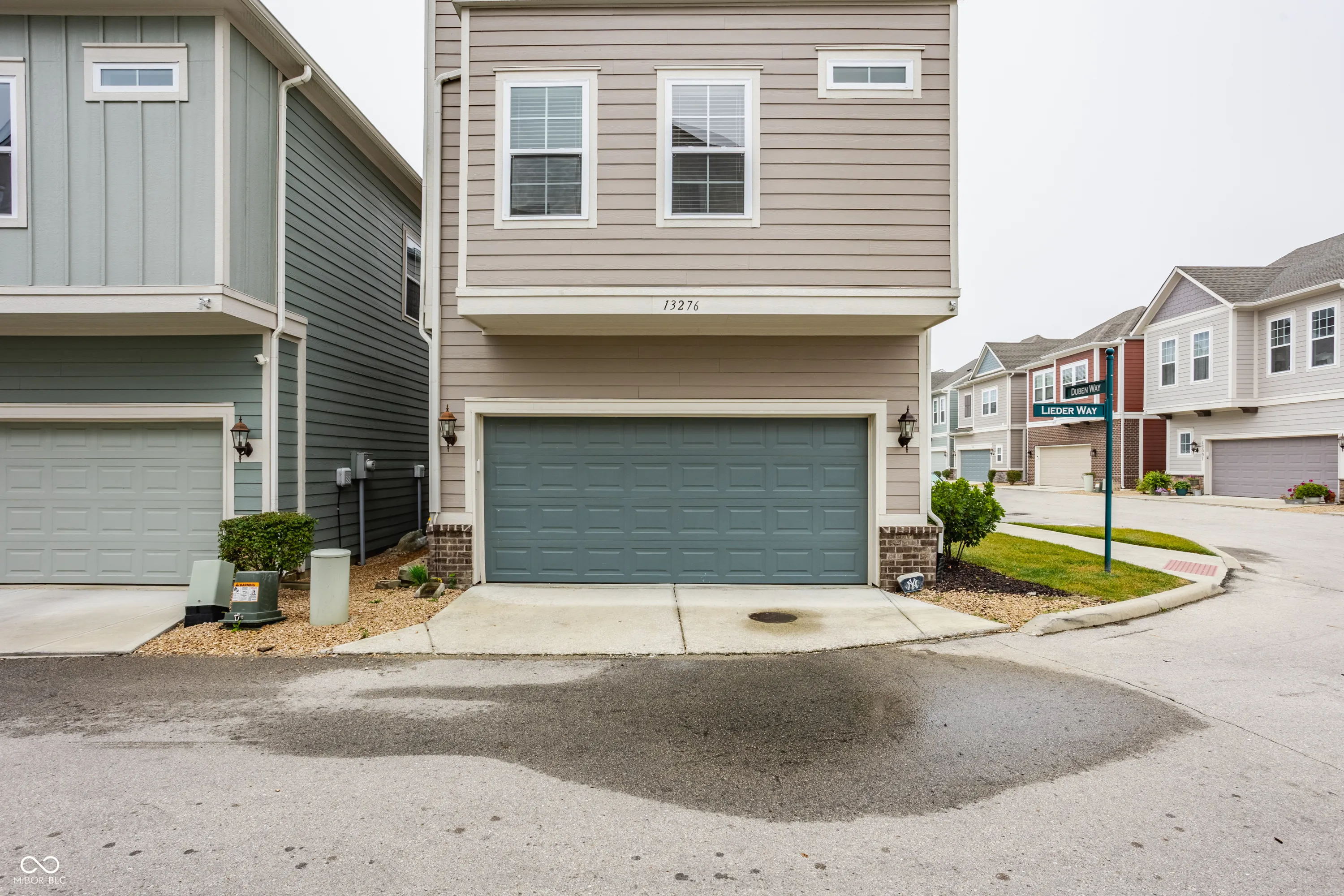 Fishers, Indiana 46037, United States, 4 Bedrooms Bedrooms, ,4 BathroomsBathrooms,Residential,Active,219328