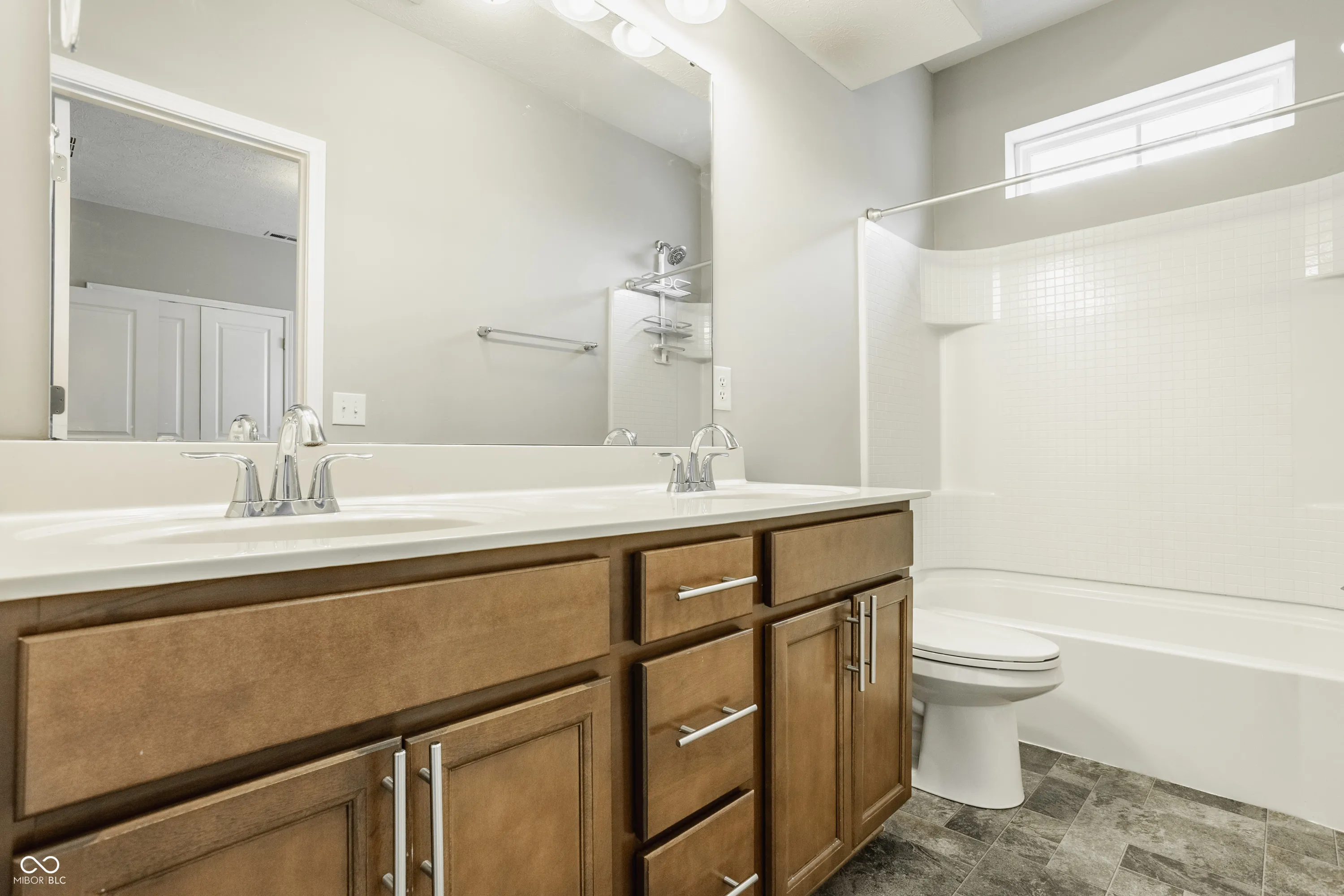 Fishers, Indiana 46037, United States, 4 Bedrooms Bedrooms, ,4 BathroomsBathrooms,Residential,Active,219328