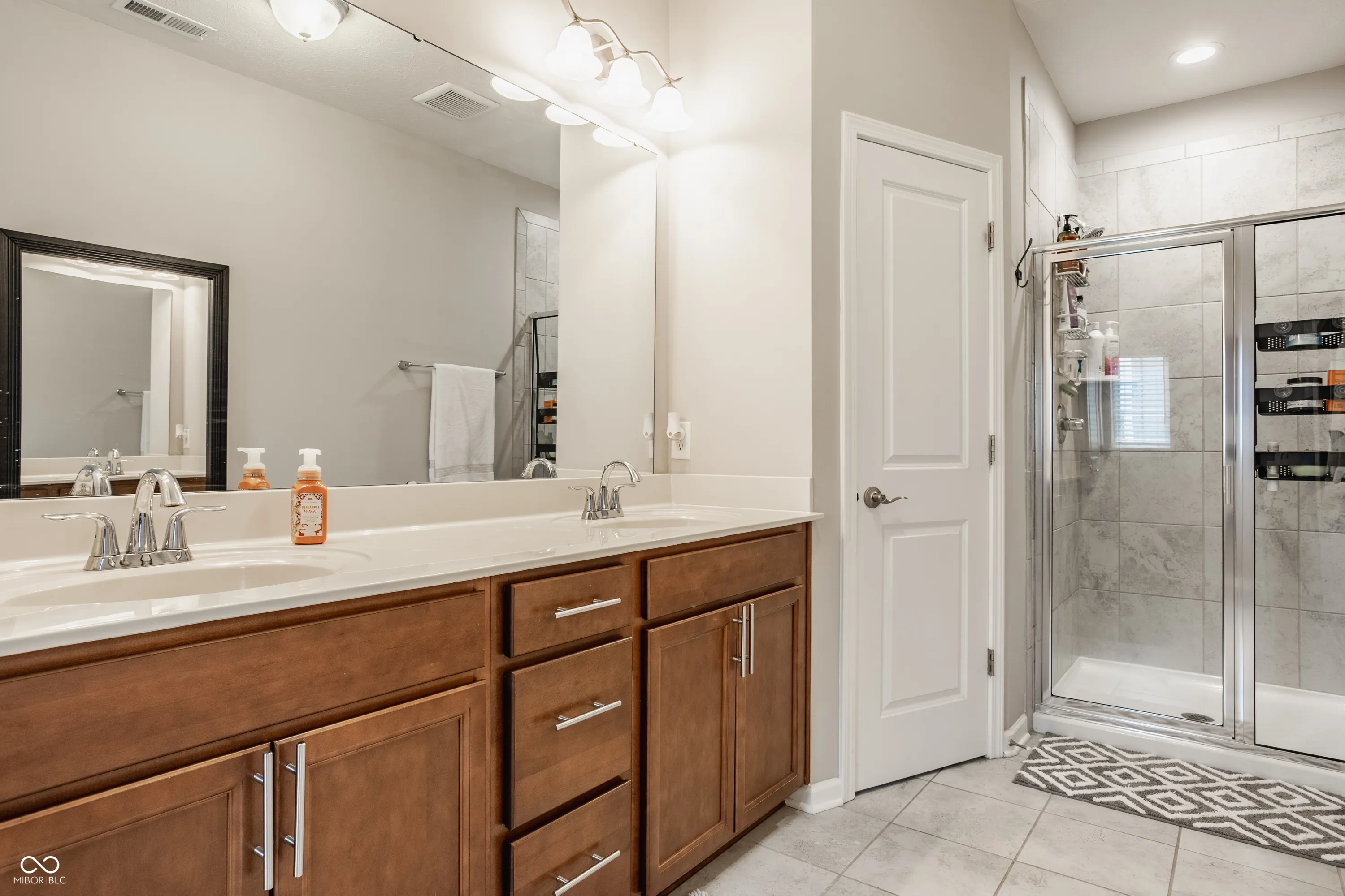 Fishers, Indiana 46037, United States, 4 Bedrooms Bedrooms, ,4 BathroomsBathrooms,Residential,Active,219328