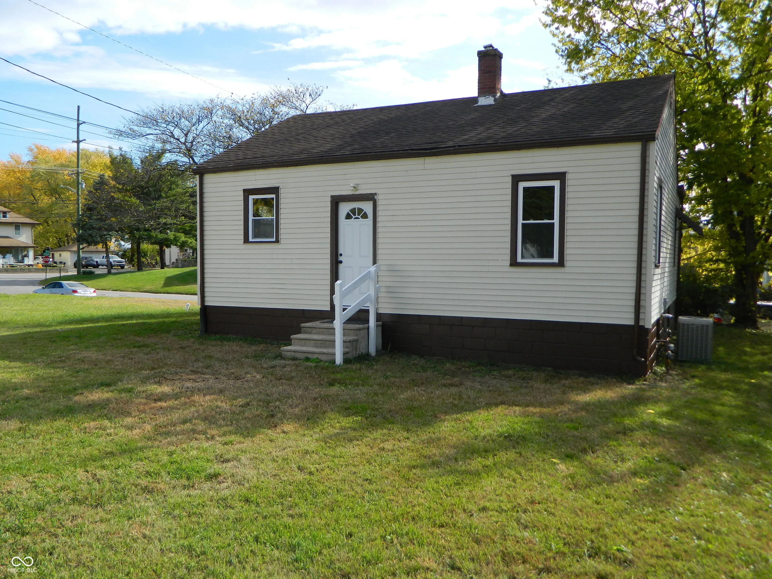 Seymour, Indiana 47274, United States, 2 Bedrooms Bedrooms, ,1 BathroomBathrooms,Residential,Active,237311