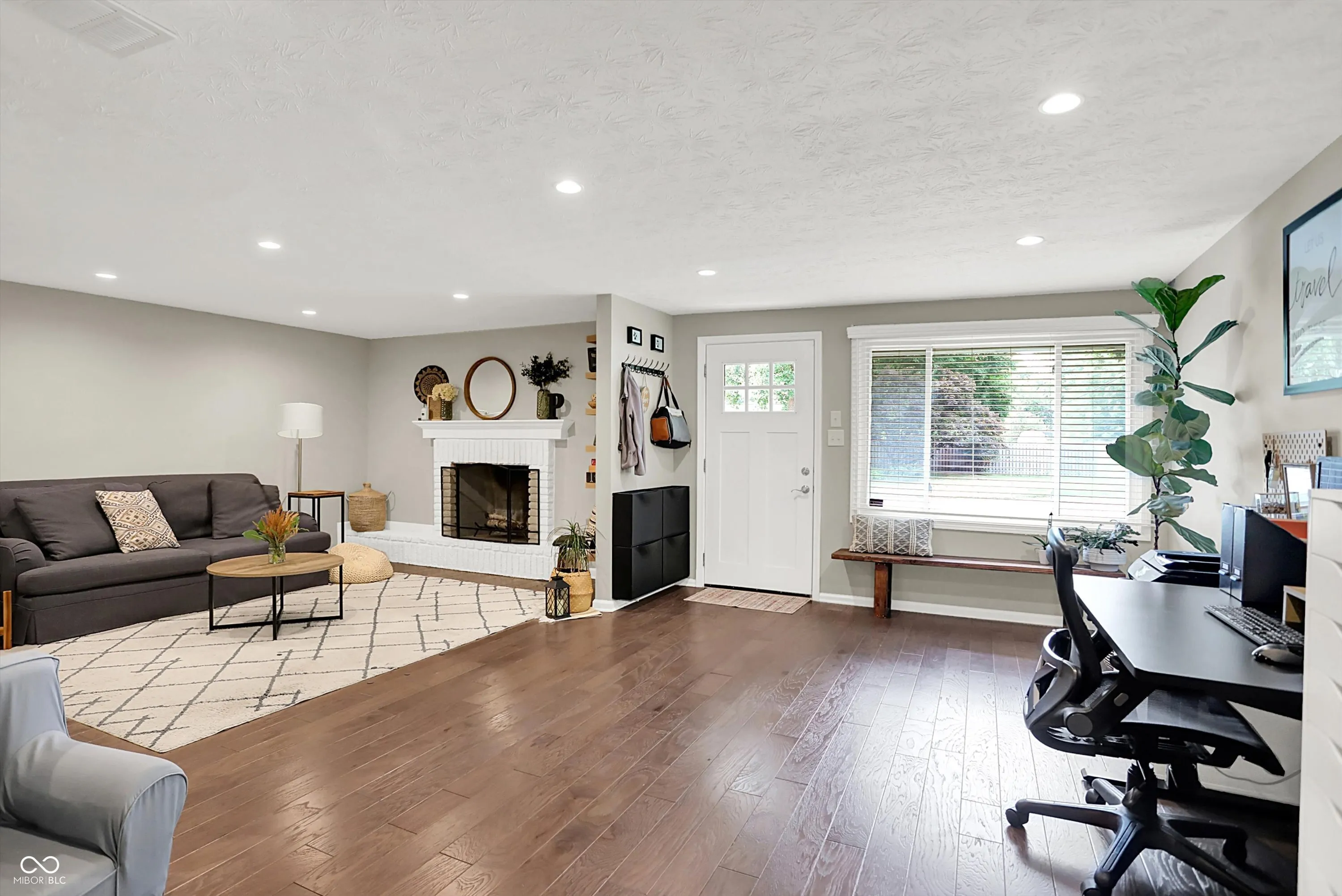 Carmel, Indiana 46032, United States, 3 Bedrooms Bedrooms, ,2 BathroomsBathrooms,Residential,Active,220424