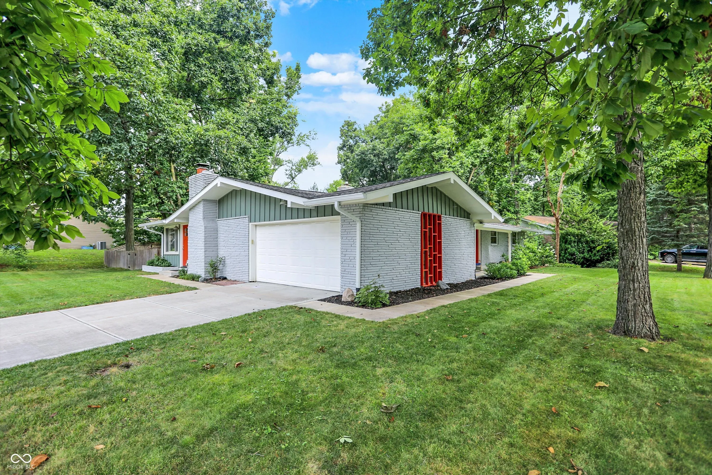 Carmel, Indiana 46032, United States, 3 Bedrooms Bedrooms, ,2 BathroomsBathrooms,Residential,Active,220424