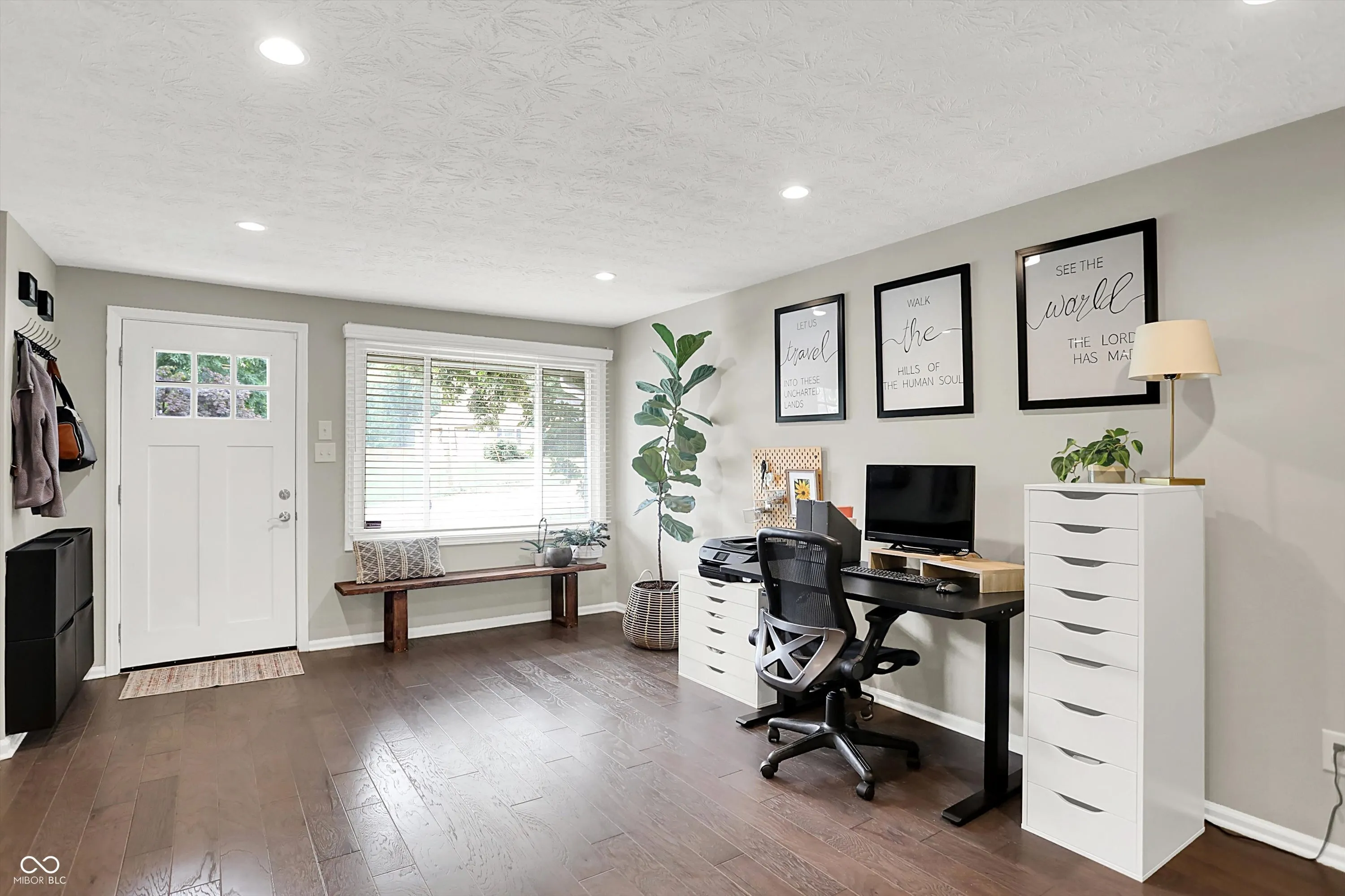 Carmel, Indiana 46032, United States, 3 Bedrooms Bedrooms, ,2 BathroomsBathrooms,Residential,Active,220424