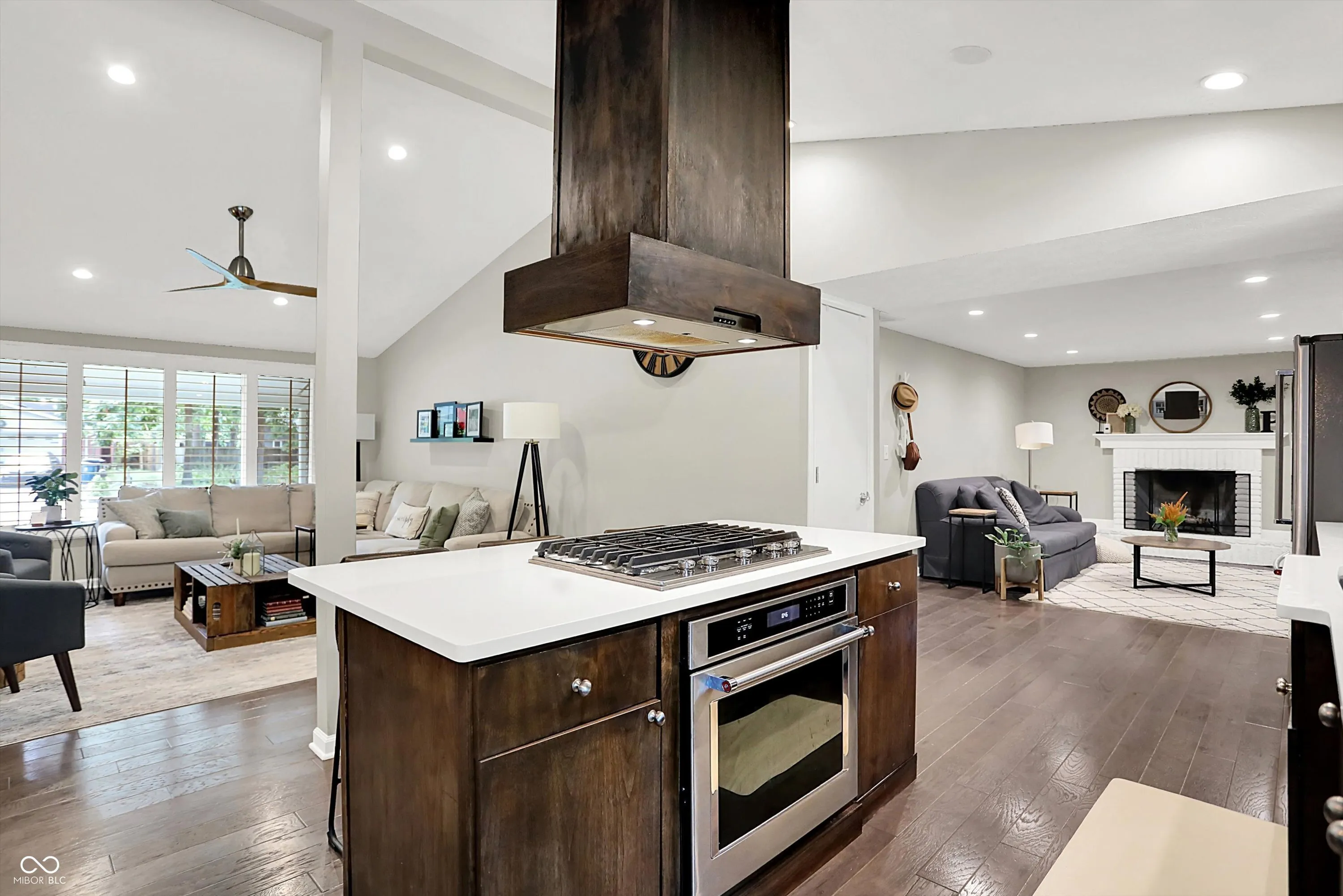 Carmel, Indiana 46032, United States, 3 Bedrooms Bedrooms, ,2 BathroomsBathrooms,Residential,Active,220424