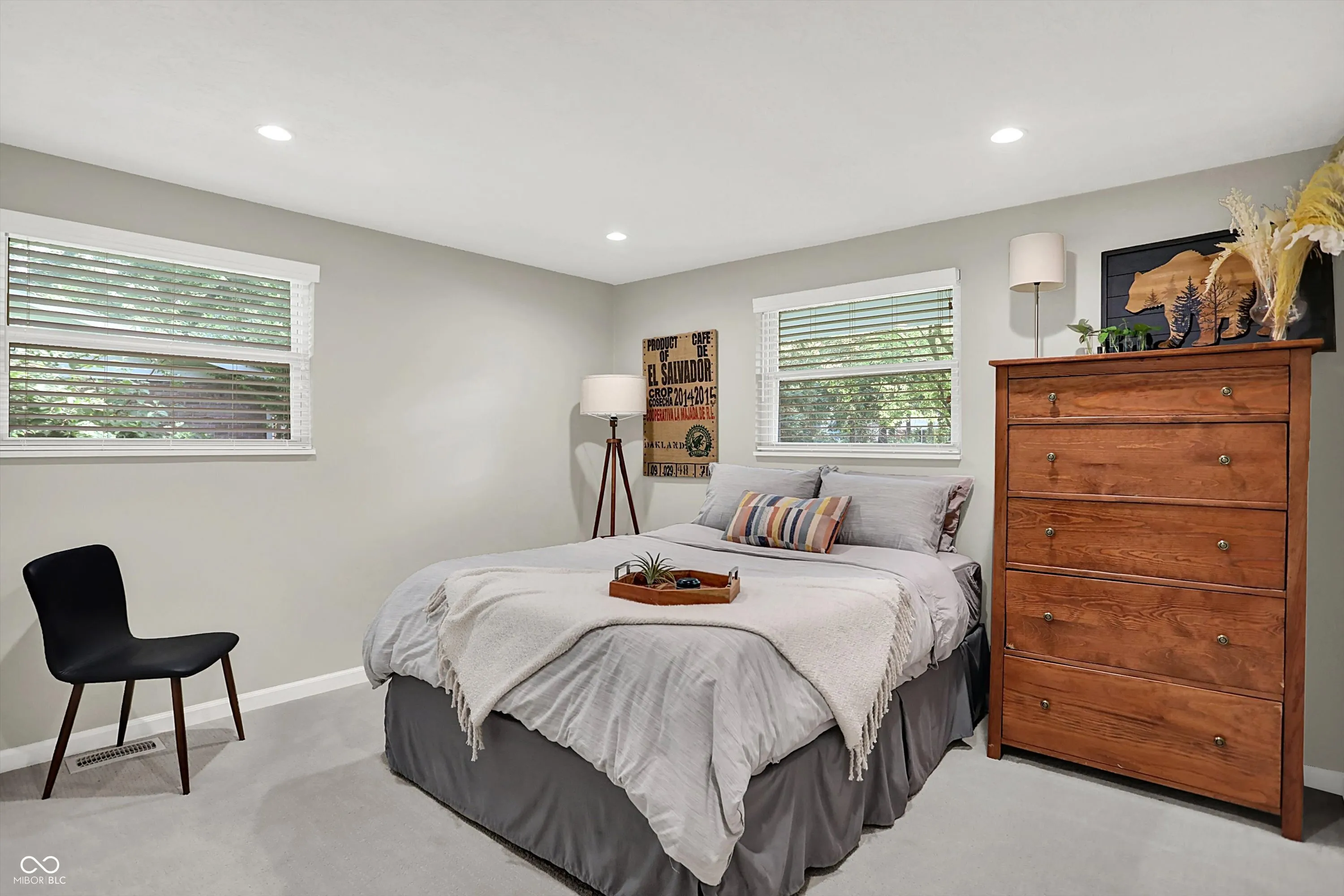 Carmel, Indiana 46032, United States, 3 Bedrooms Bedrooms, ,2 BathroomsBathrooms,Residential,Active,220424