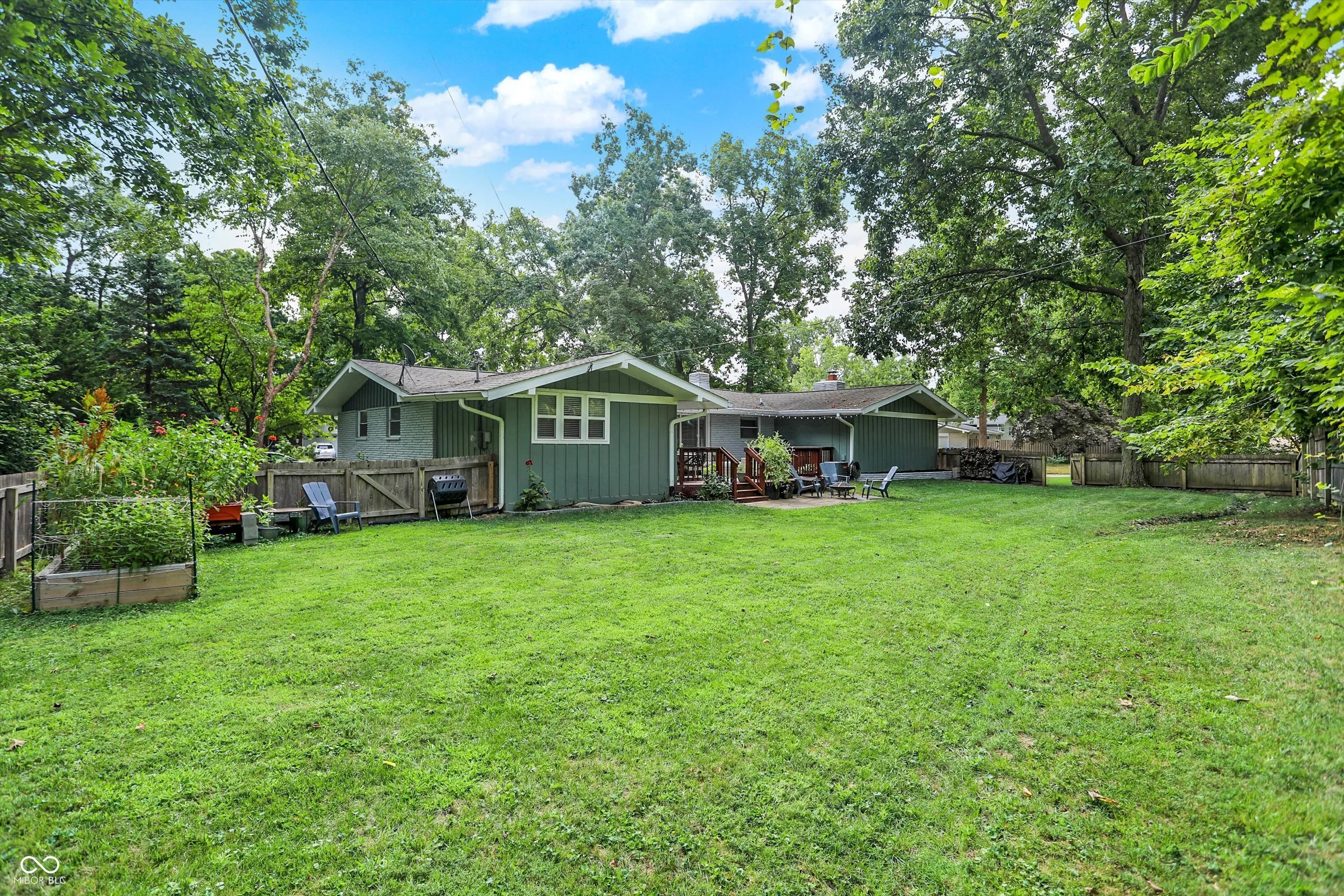 Carmel, Indiana 46032, United States, 3 Bedrooms Bedrooms, ,2 BathroomsBathrooms,Residential,Active,220424