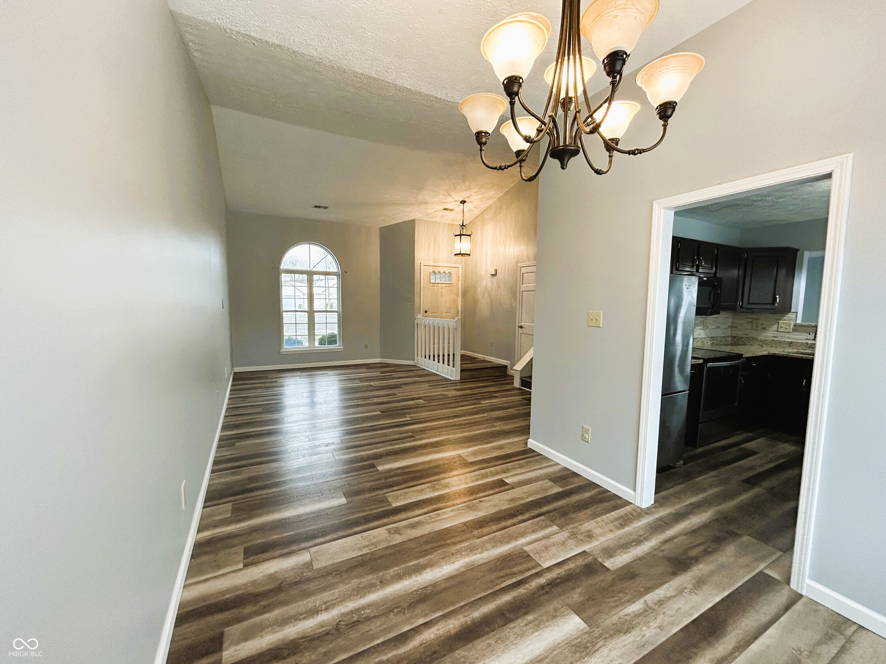 2123 Candlestick Court