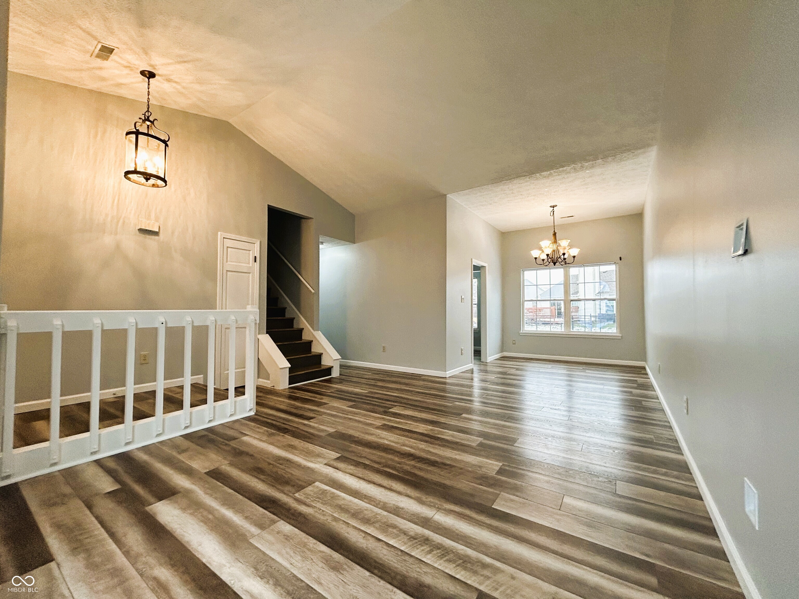 2123 Candlestick Court