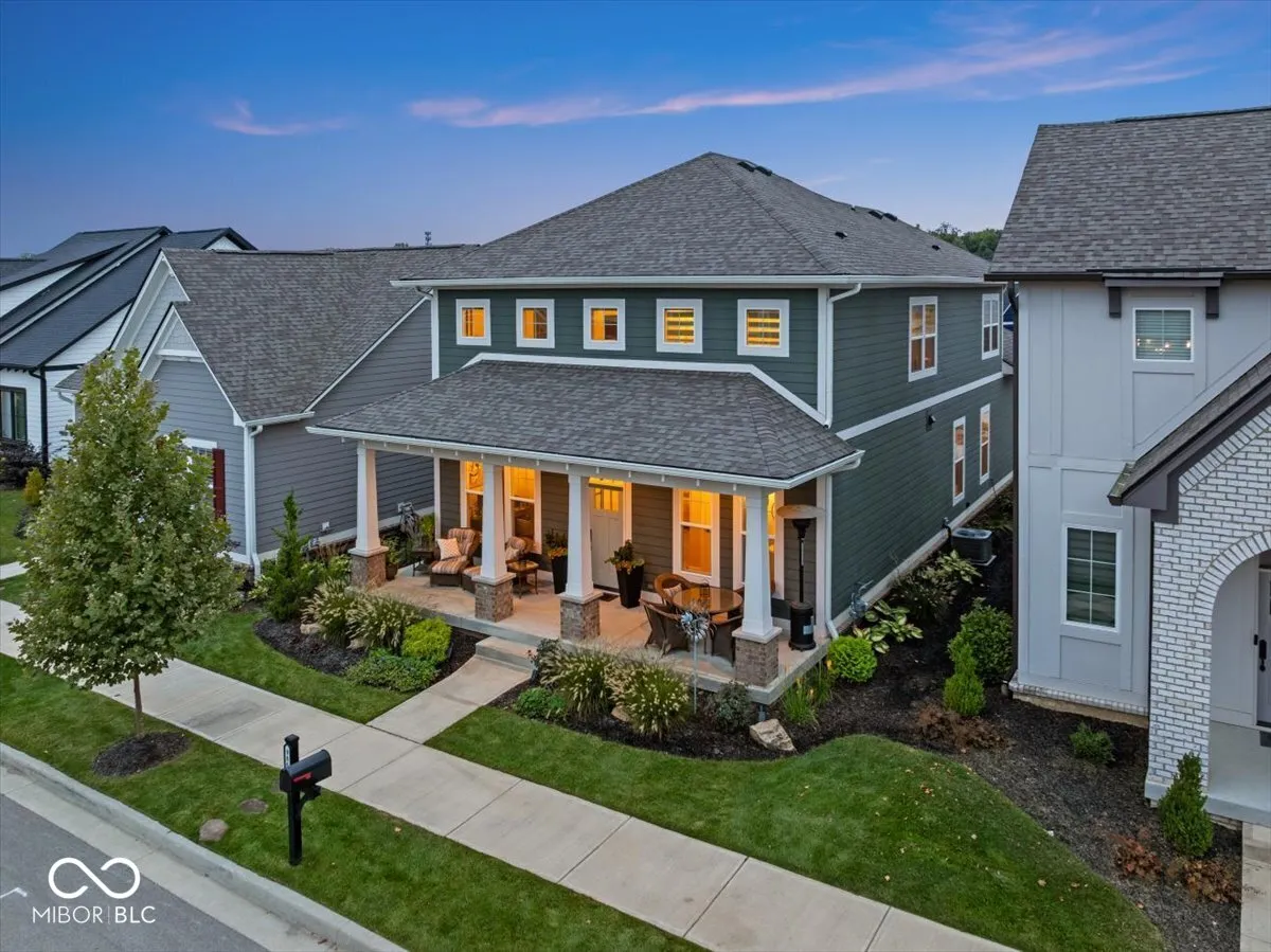 Carmel, Indiana 46280, United States, 3 Bedrooms Bedrooms, ,3 BathroomsBathrooms,Residential,Active,222066