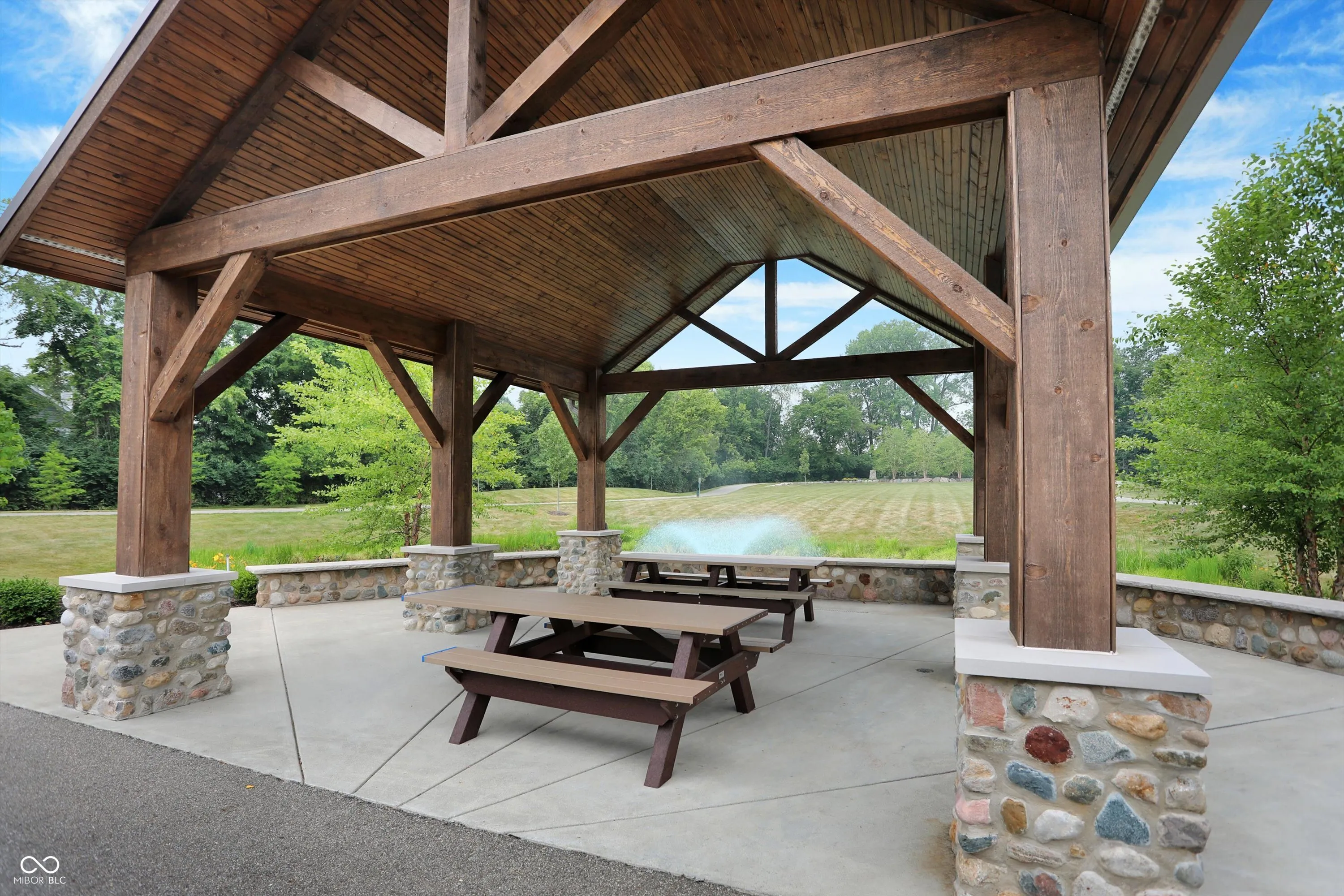 Carmel, Indiana 46280, United States, 3 Bedrooms Bedrooms, ,3 BathroomsBathrooms,Residential,Active,222066