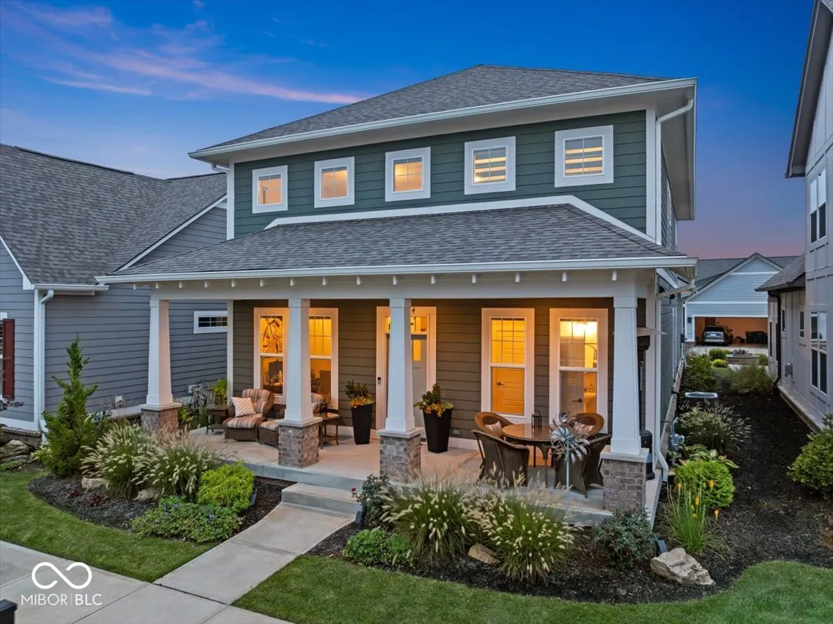 Carmel, Indiana 46280, United States, 3 Bedrooms Bedrooms, ,3 BathroomsBathrooms,Residential,Active,222066