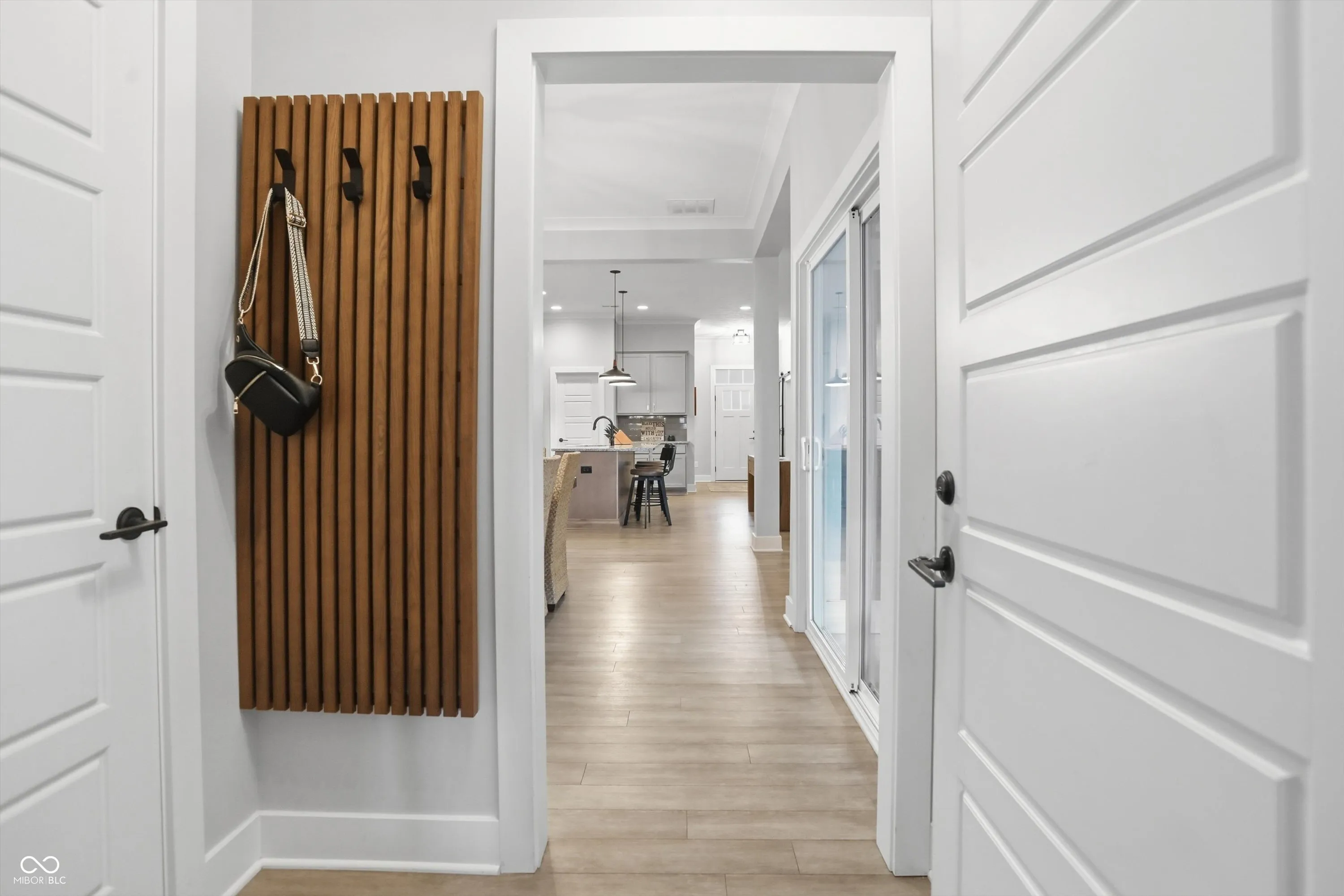 Carmel, Indiana 46280, United States, 3 Bedrooms Bedrooms, ,3 BathroomsBathrooms,Residential,Active,222066