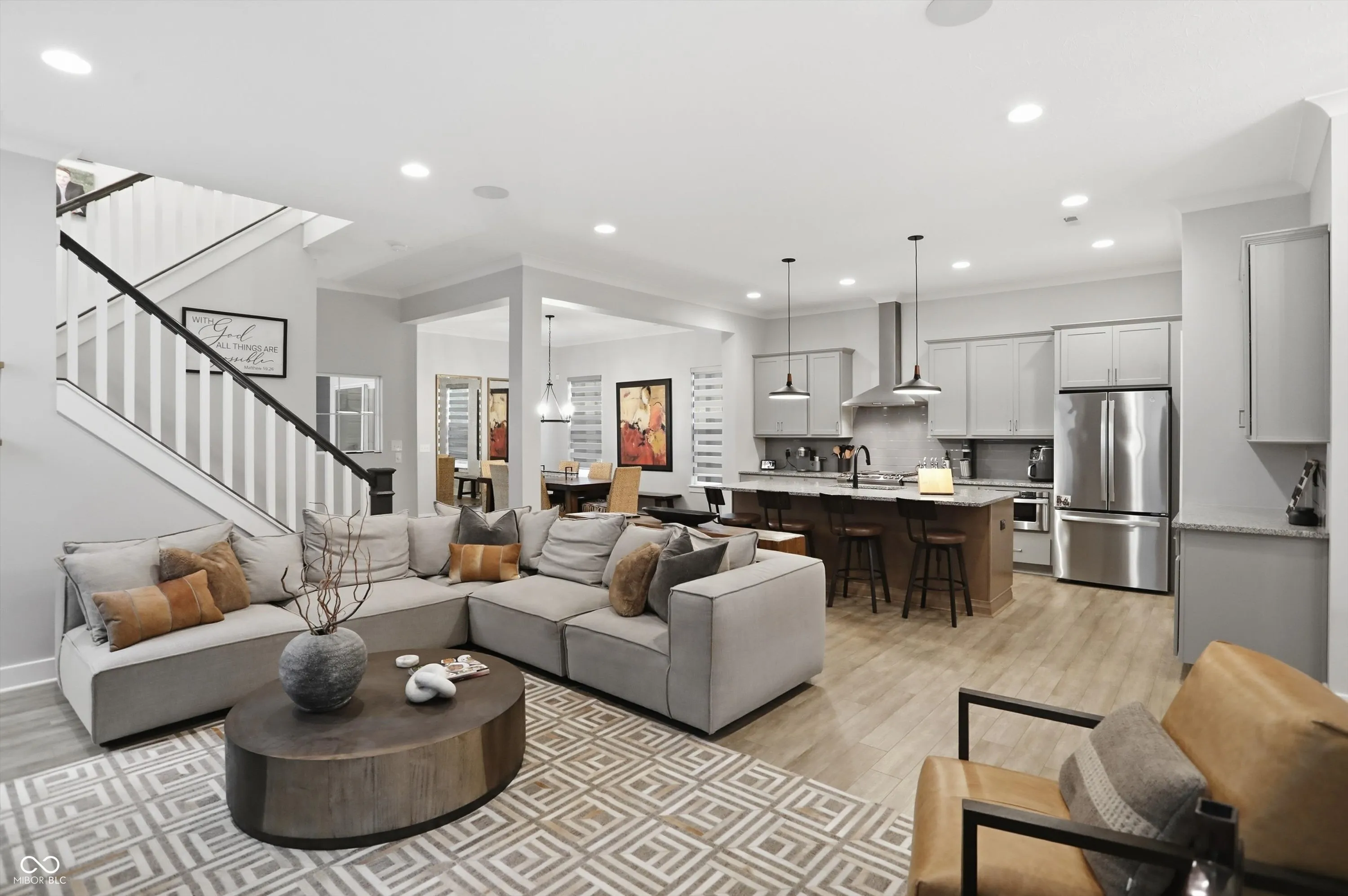 Carmel, Indiana 46280, United States, 3 Bedrooms Bedrooms, ,3 BathroomsBathrooms,Residential,Active,222066