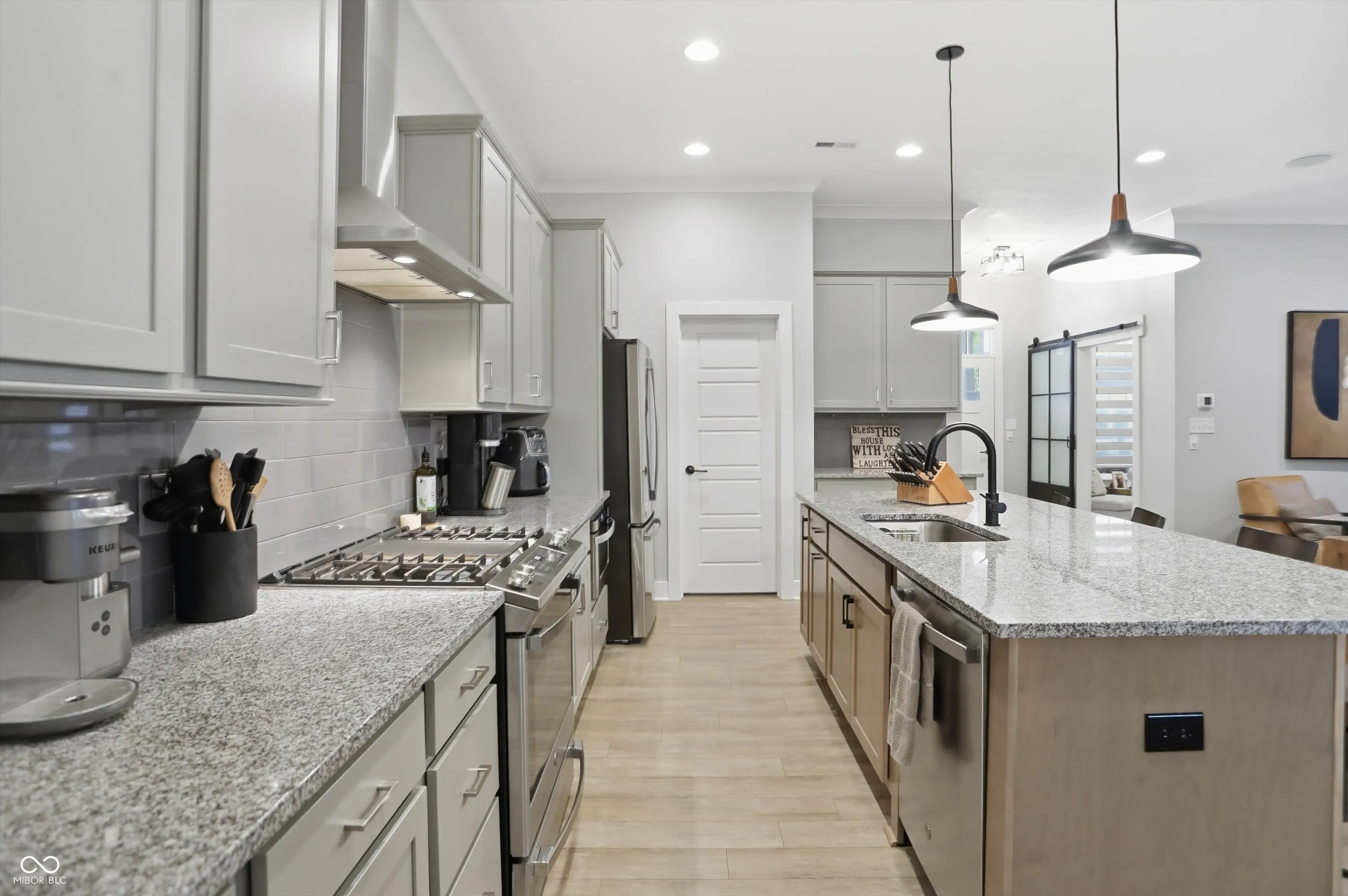 Carmel, Indiana 46280, United States, 3 Bedrooms Bedrooms, ,3 BathroomsBathrooms,Residential,Active,222066