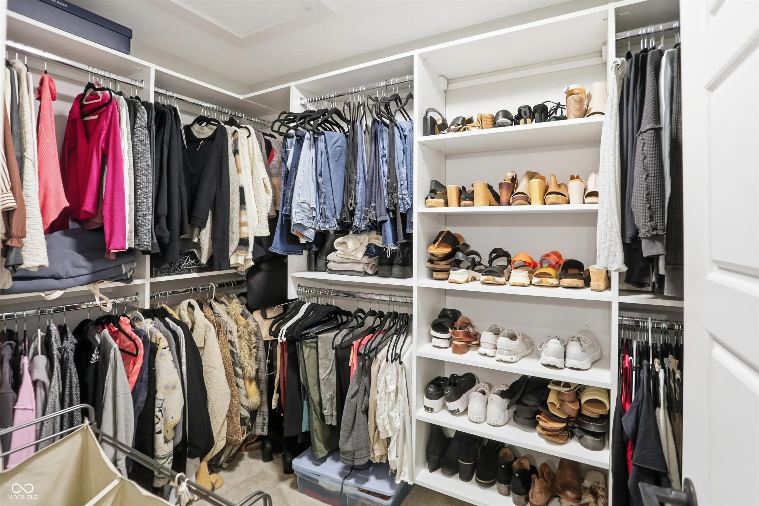 Carmel, Indiana 46280, United States, 3 Bedrooms Bedrooms, ,3 BathroomsBathrooms,Residential,Active,222066