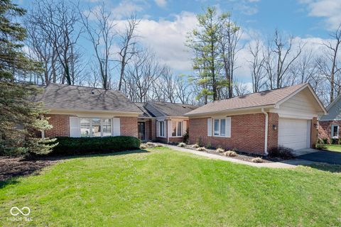 Photo of 5345 Chipwood Lane, Indianapolis, IN 46226 (MLS # 22088311)