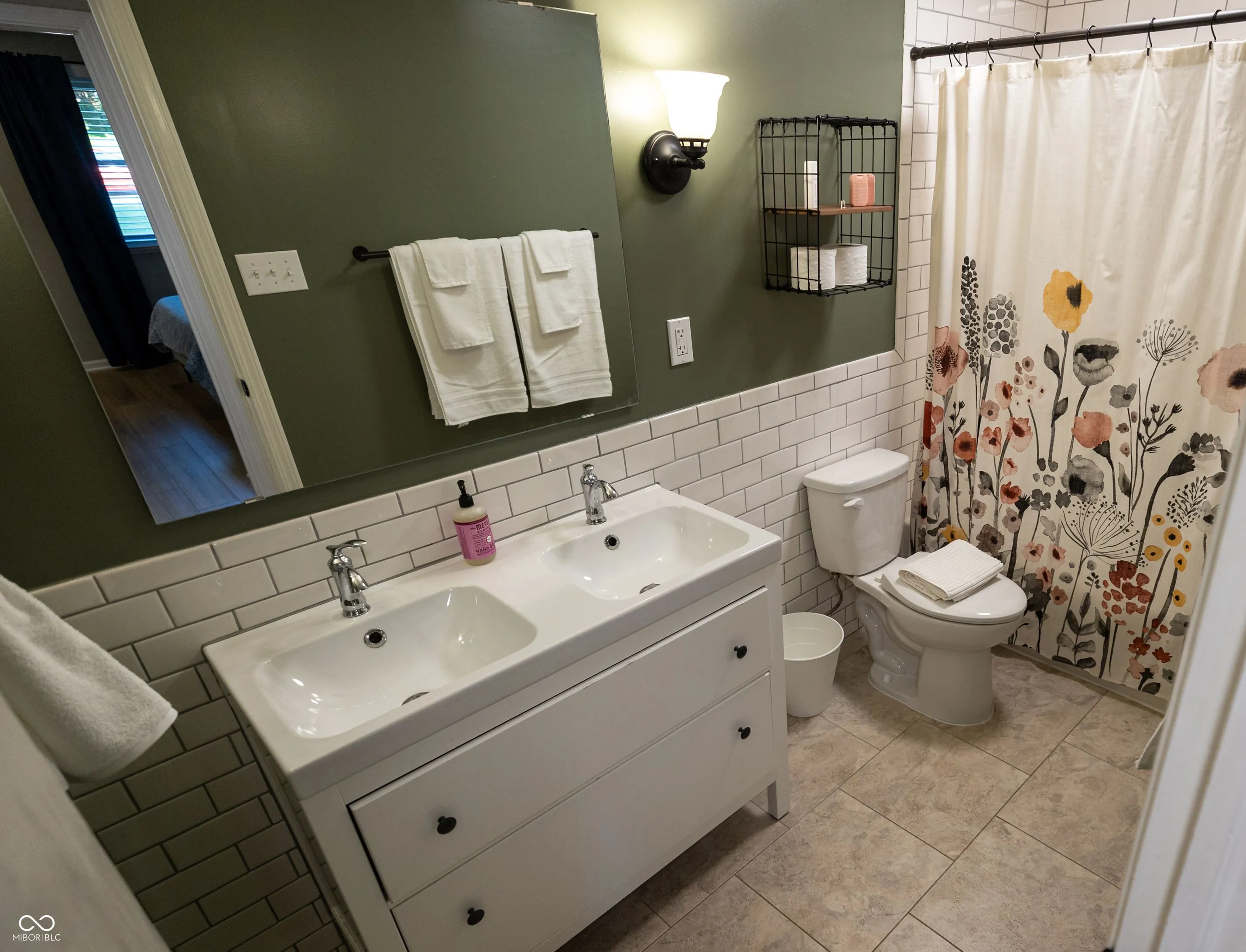 Westfield, Indiana 46074, United States, 3 Bedrooms Bedrooms, ,2 BathroomsBathrooms,Residential,Pending,139885