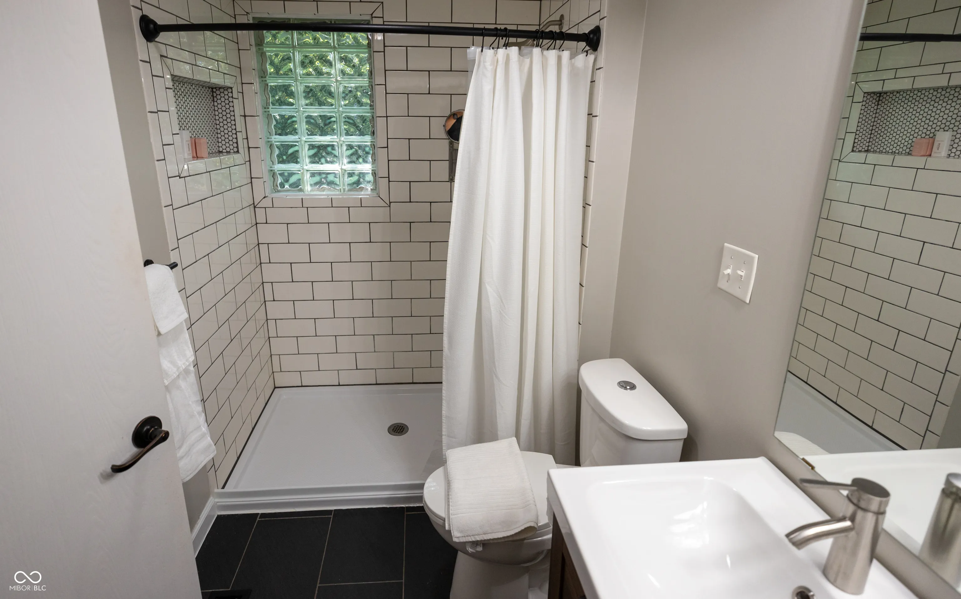 Westfield, Indiana 46074, United States, 3 Bedrooms Bedrooms, ,2 BathroomsBathrooms,Residential,Pending,139885