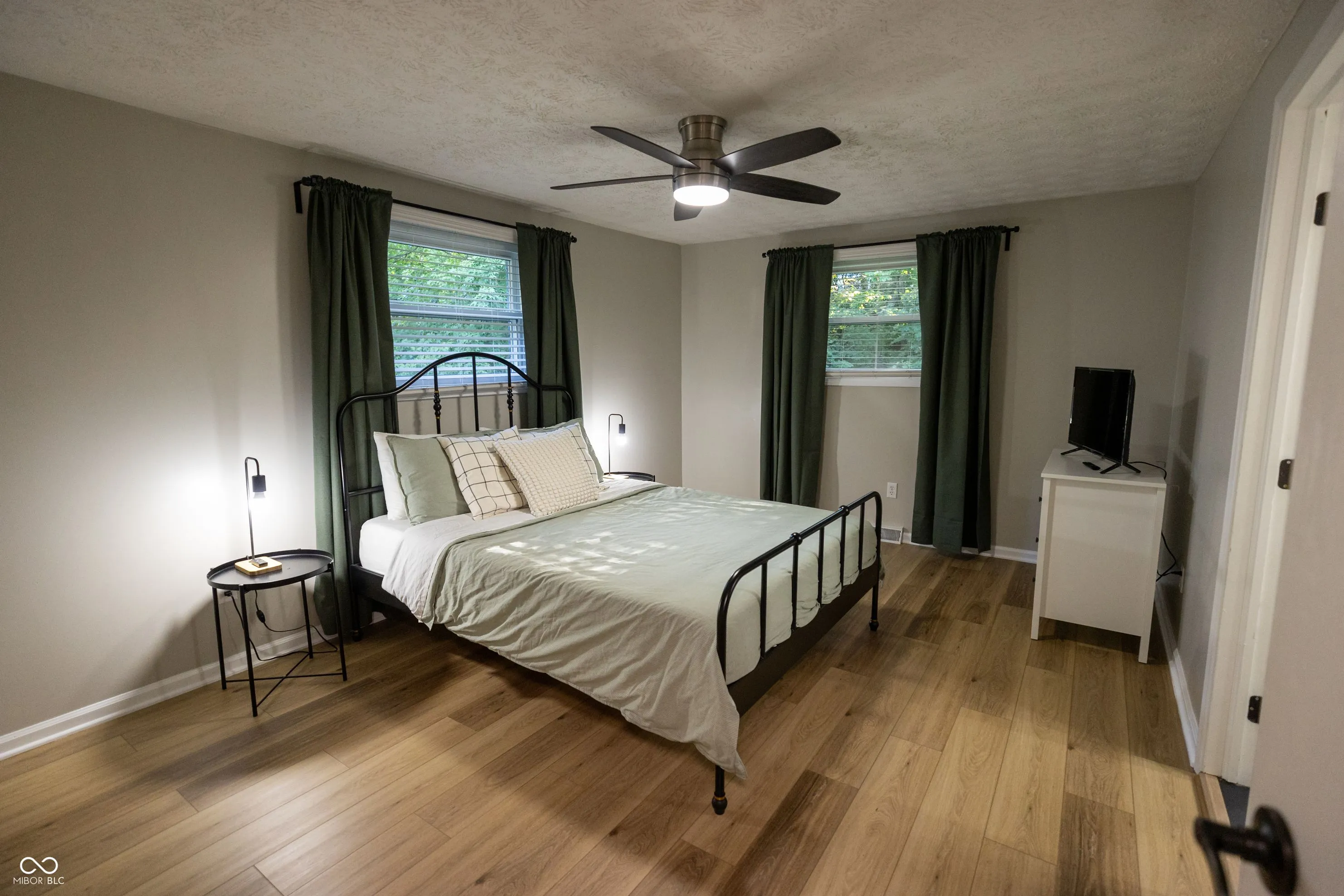 Westfield, Indiana 46074, United States, 3 Bedrooms Bedrooms, ,2 BathroomsBathrooms,Residential,Pending,139885