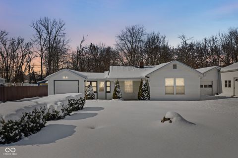 Photo of 5548 S Randolph Street, Indianapolis, IN 46227 (MLS # 22082041)