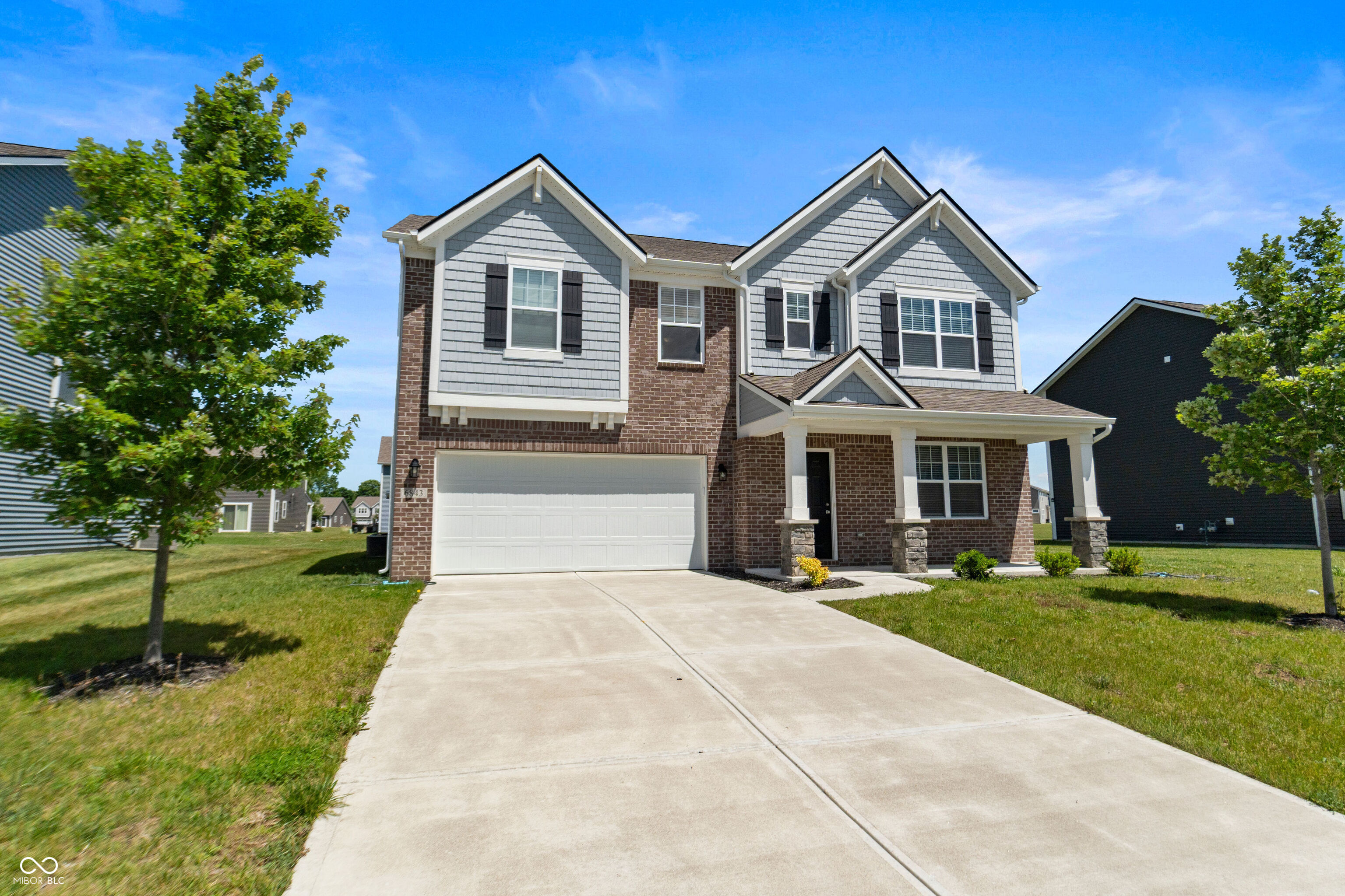 6843 Arrowhead Drive